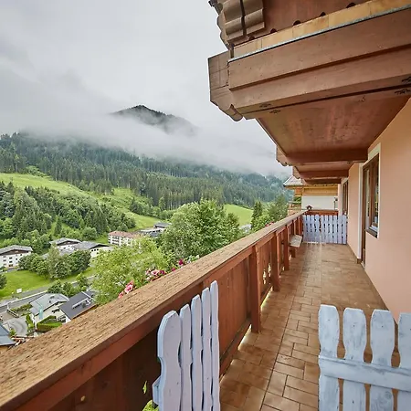 Appartements Julia By Holidayflats24 Apartment Saalbach-Hinterglemm